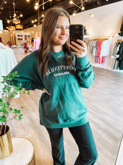 [MAVEN EXCLUSIVE] Fayetteville Sweatshirt - Hunter Green
